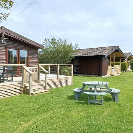 Green View Lodges Wigton Exterior photo