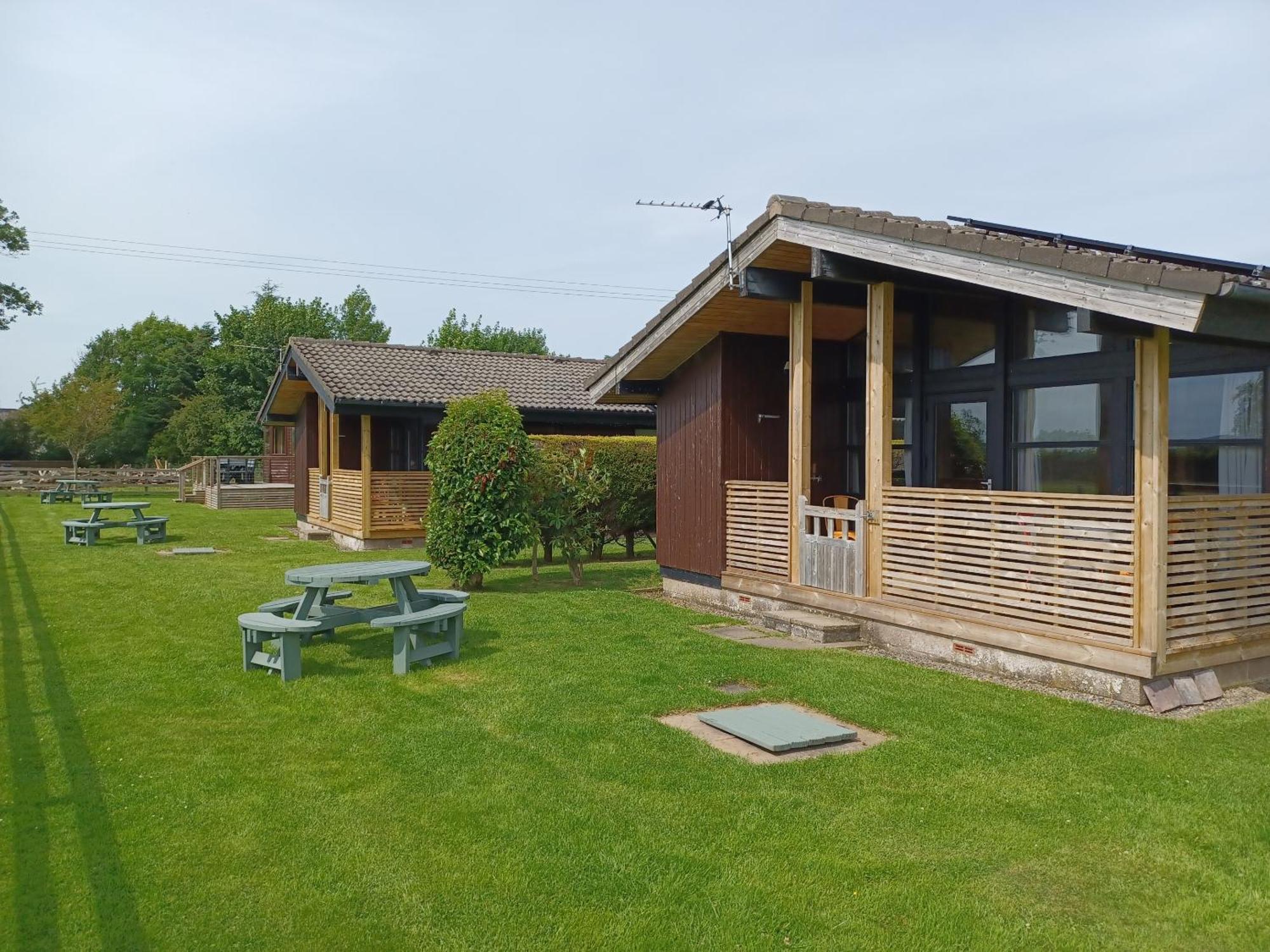 Green View Lodges Wigton Exterior photo