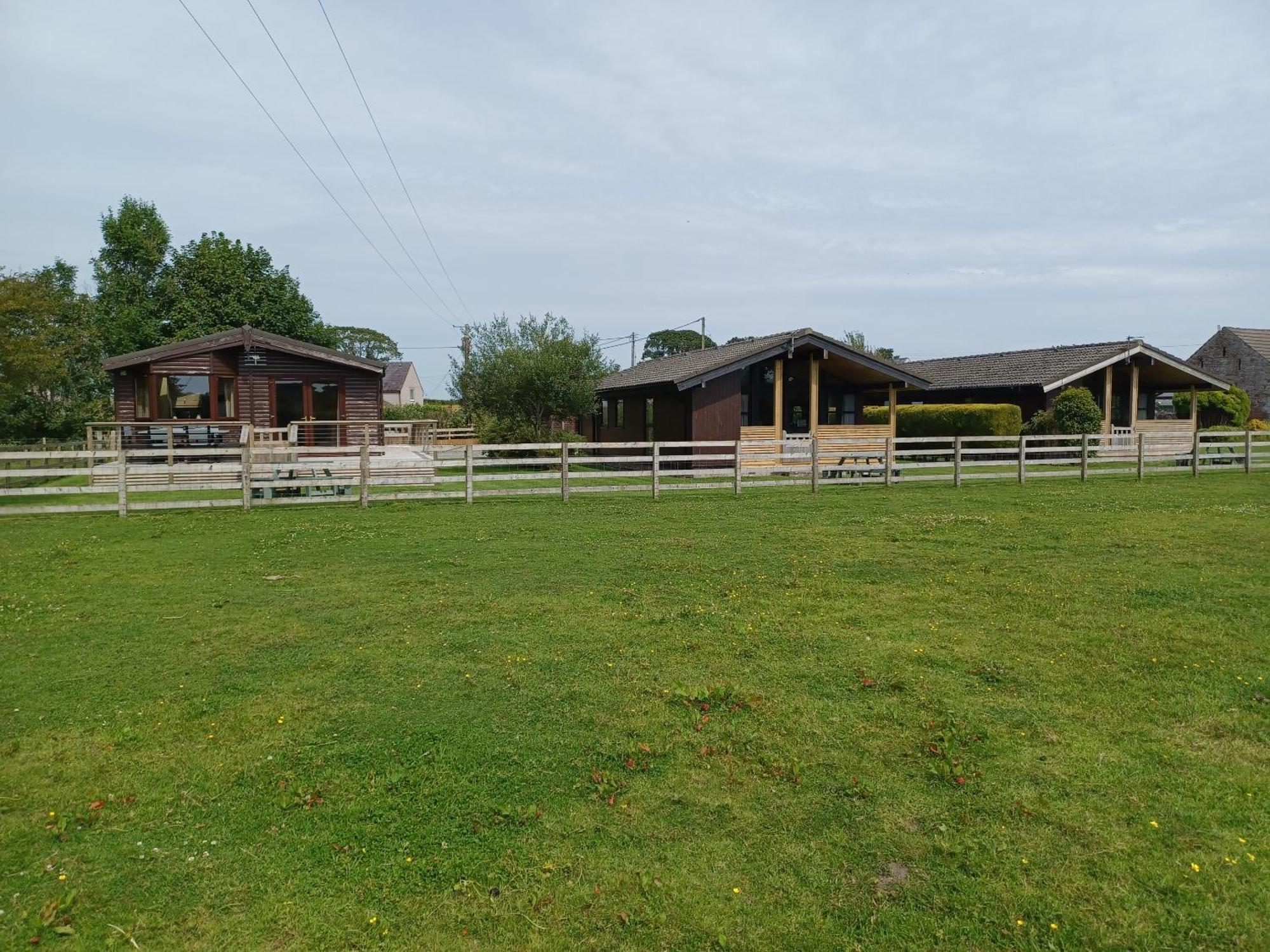 Green View Lodges Wigton Exterior photo