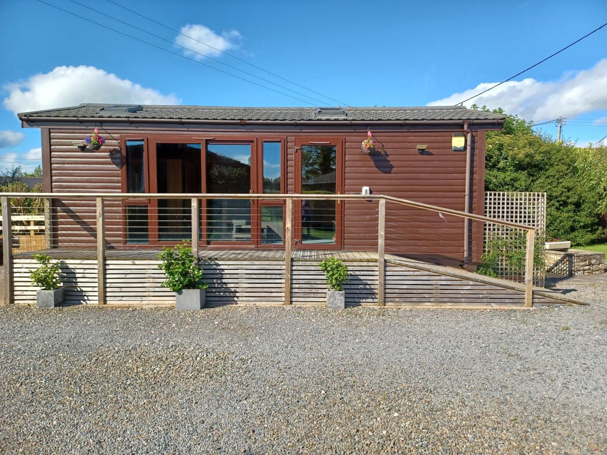 Green View Lodges Wigton Exterior photo